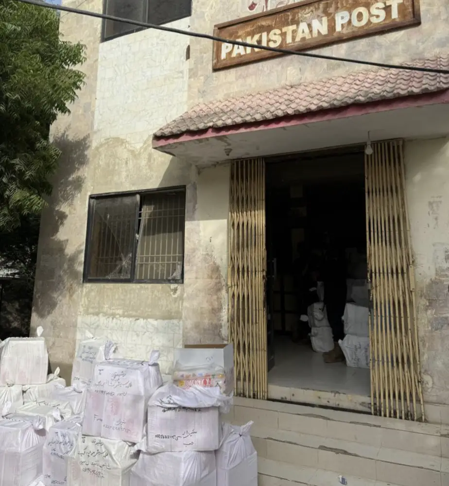 پاکستان پوسٹ آفس کے ذریعے سمگلنگ ناکام بنا دیا گیا ۔نان کسٹم پیڈ سامان برآمد ۔